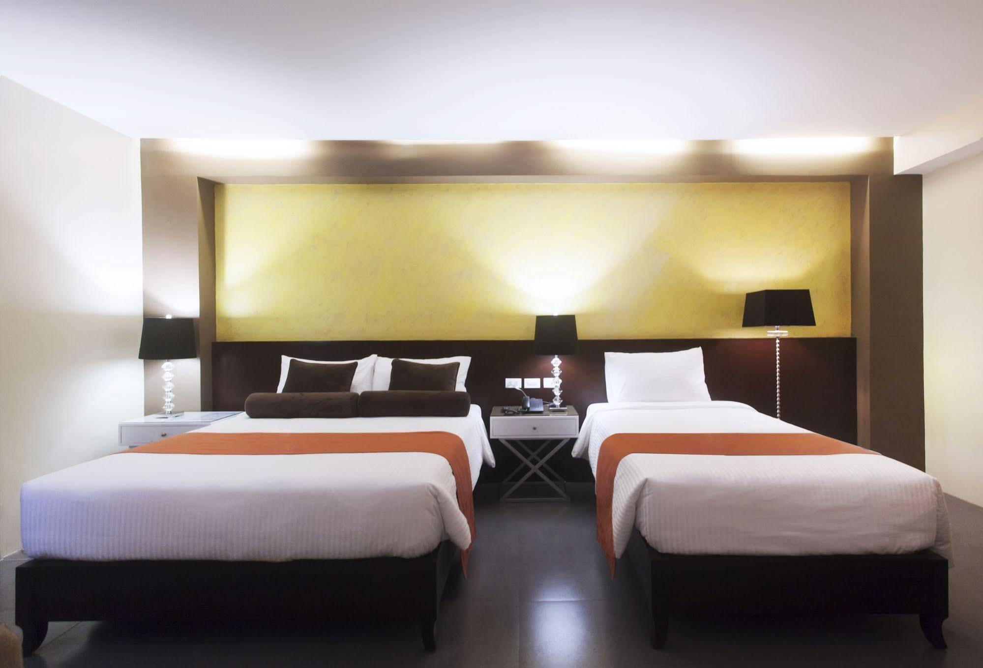Grace Crown Hotel Анхелес Екстер'єр фото