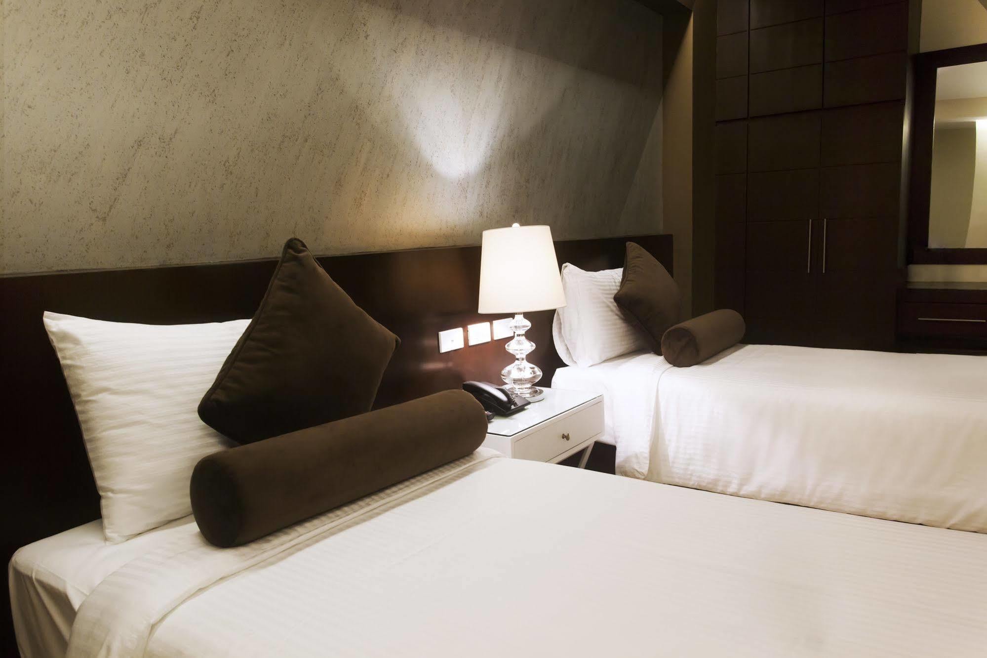 Grace Crown Hotel Анхелес Екстер'єр фото