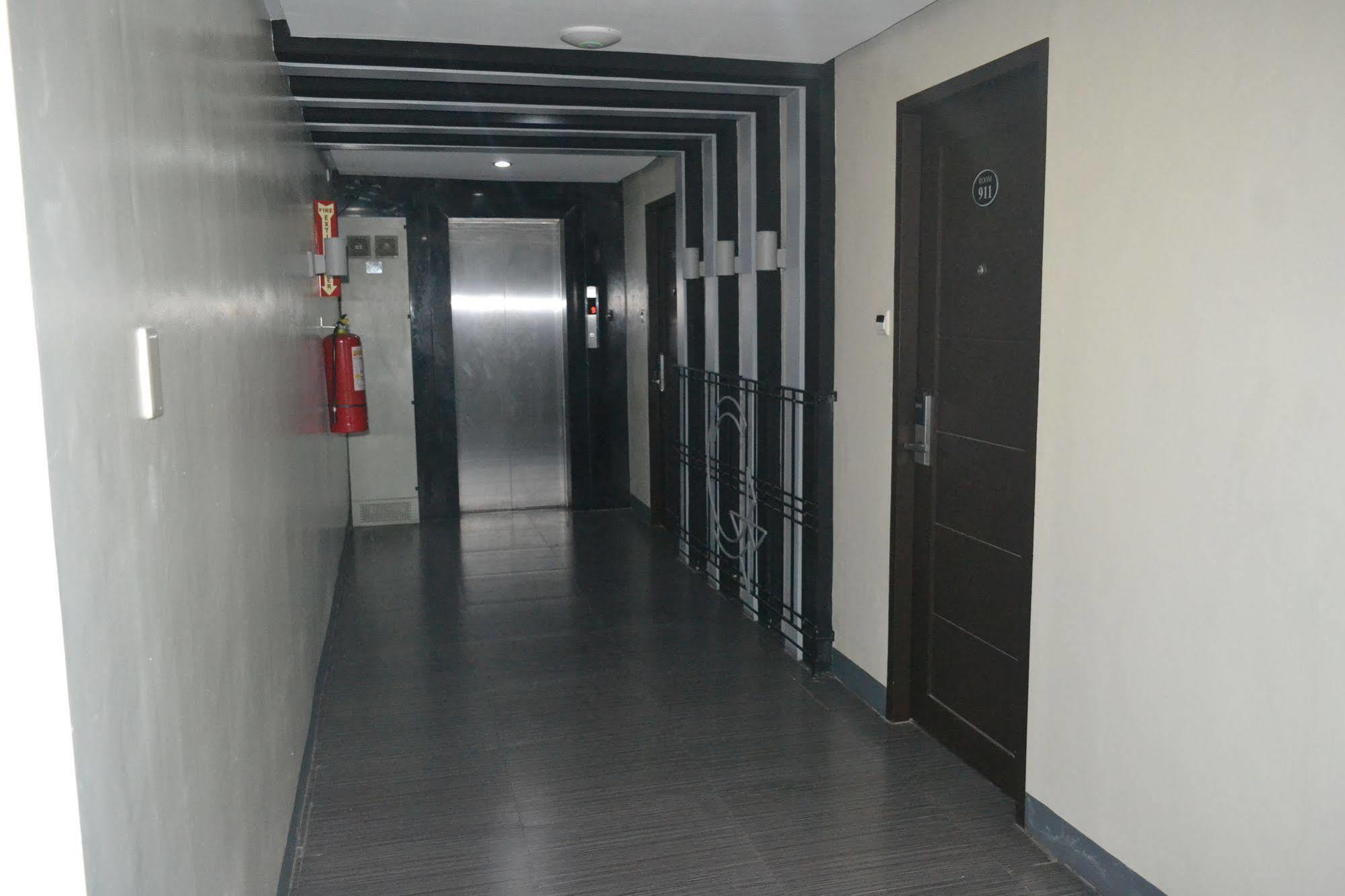 Grace Crown Hotel Анхелес Екстер'єр фото